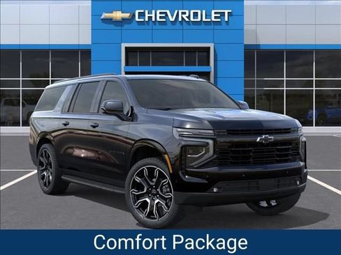 New 2026 Chevrolet Suburban RST w/ Advanced Technology Package AWD/4WD image 8