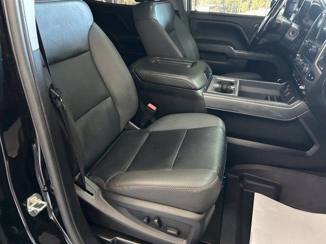 Used 2018 GMC Sierra 2500 SLT w/ All Terrain HD Package AWD/4WD image 31