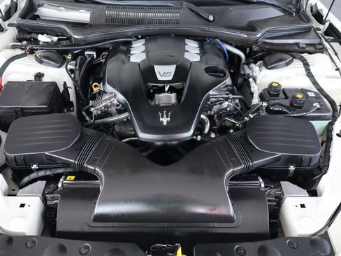Used 2018 Maserati Ghibli image 45