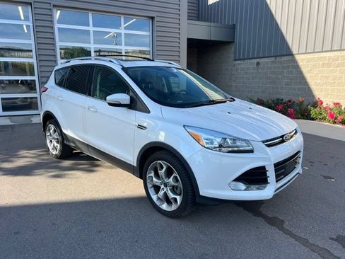 Used 2013 Ford Escape Titanium AWD/4WD image 3
