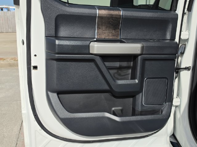 Used 2022 Ford F250 Lariat w/ Chrome Package AWD/4WD image 13