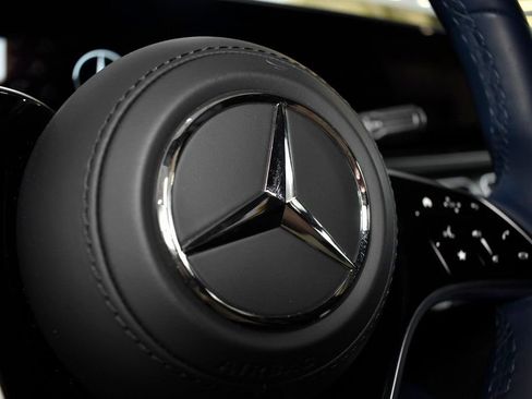 Certified 2026 Mercedes-Benz Maybach GLS 600 4MATIC image 59