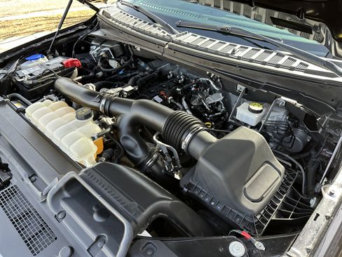 Used 2024 Ford Expedition Max Platinum image 17