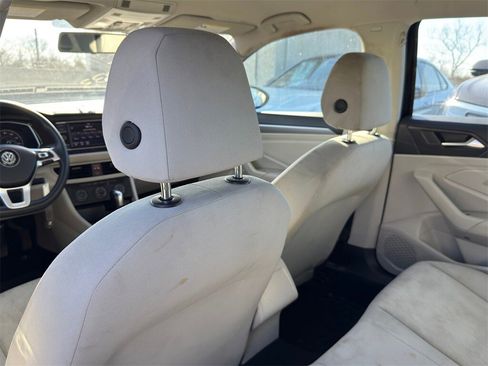 Used 2019 Volkswagen Jetta S image 25