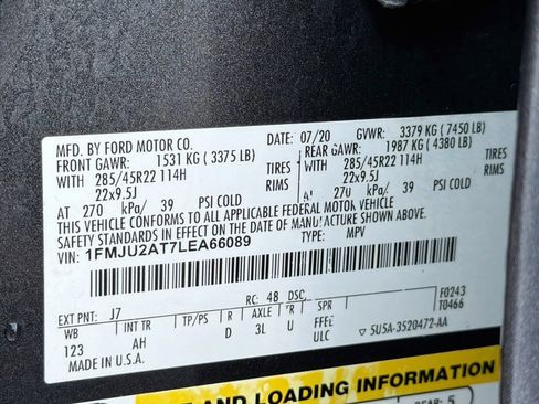 Used 2020 Ford Expedition Limited w/ Equipment Group 303A AWD/4WD image 37