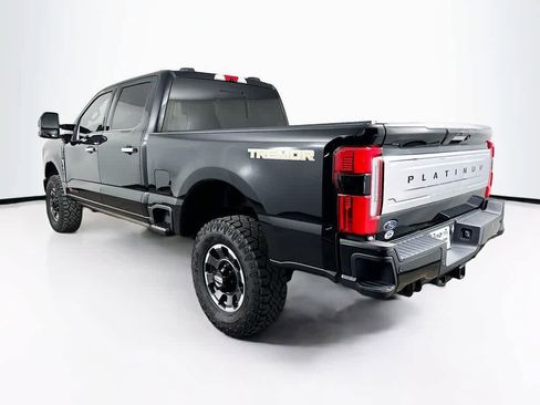 Used 2024 Ford F250 Platinum w/ Tremor Off-Road Package AWD/4WD image 4