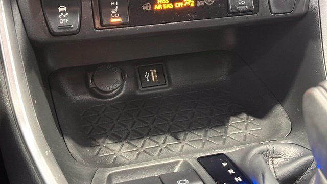 Used 2025 Toyota RAV4 XLE w/ Convenience Package AWD/4WD image 41