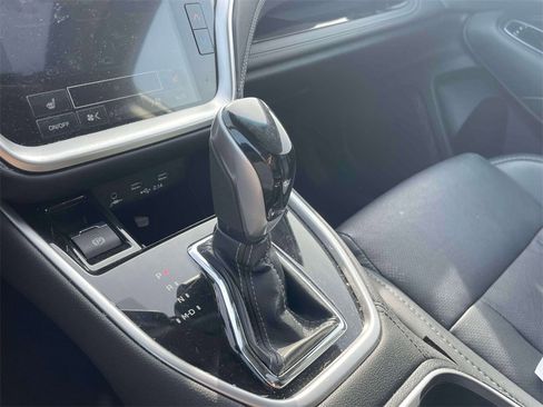 Used 2022 Subaru Outback Limited image 30