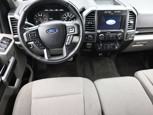 Used 2020 Ford F150 XLT w/ Equipment Group 302A Luxury AWD/4WD image 14