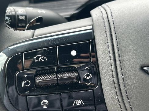 New 2026 Genesis GV80 3.5T Prestige AWD/4WD image 33
