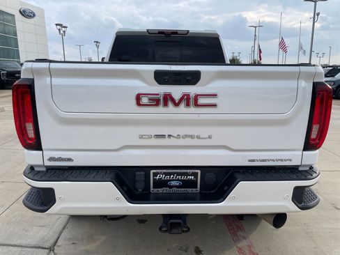 Used 2022 GMC Sierra 2500 Denali w/ Denali Ultimate Package image 4