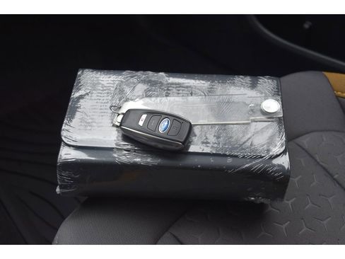 Certified 2025 Subaru Crosstrek 2.5i Sport w/ Crosstrek Mirror Package image 38