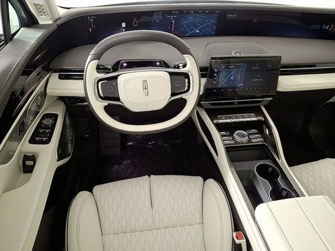 New 2026 Lincoln Nautilus Black Label image 11