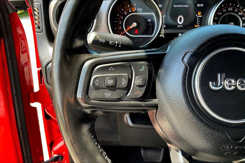 Used 2022 Jeep Gladiator Sport AWD/4WD image 12