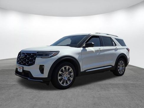 New 2026 Ford Explorer Platinum RWD image 4