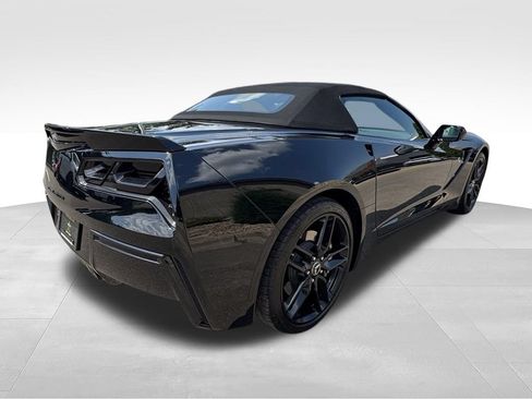 Used 2015 Chevrolet Corvette Stingray Convertible w/ 2LT Preferred Equipment Group RWD image 8