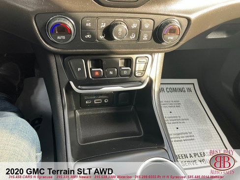 Used 2020 GMC Terrain SLT AWD/4WD image 18