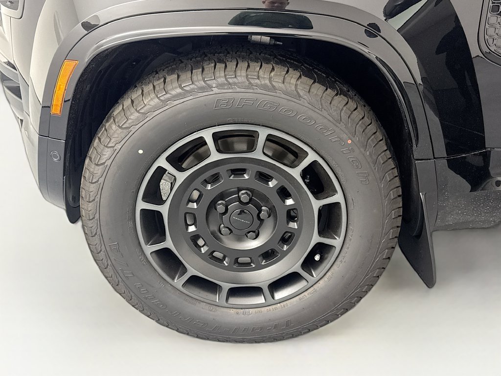 New 2026 Land Rover Defender 110 OCTA AWD/4WD image 30