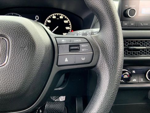 Used 2025 Honda HR-V LX image 27