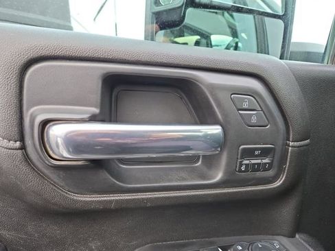 Used 2021 GMC Sierra 2500 Denali w/ Denali Ultimate Package image 22