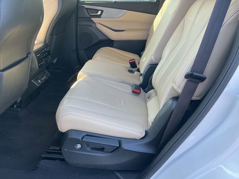 Certified 2023 Acura MDX FWD w/ Technology Package image 19