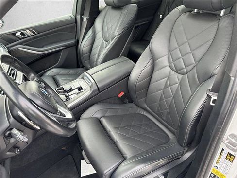 Used 2023 BMW X5 xDrive40i image 13