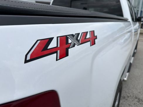 Used 2018 Chevrolet Silverado 1500 LTZ w/ LTZ Plus Package AWD/4WD image 6