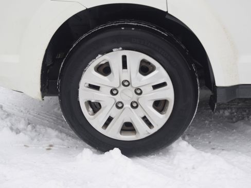 Used 2017 Dodge Journey SE w/ Safe & Sound Group image 27