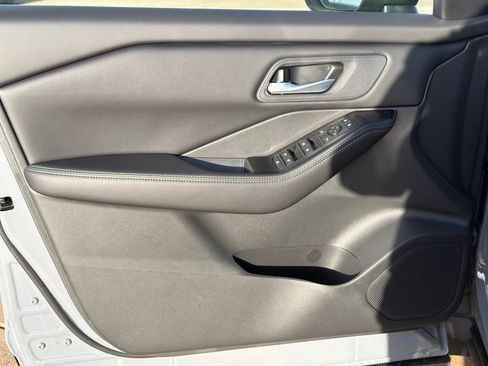 New 2026 Nissan Rogue SV w/ Cold Weather Package image 18