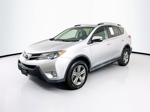 Used 2015 Toyota RAV4 XLE image 3