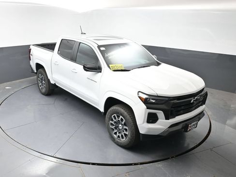 New 2026 Chevrolet Colorado Z71 w/ Technology Package AWD/4WD image 40