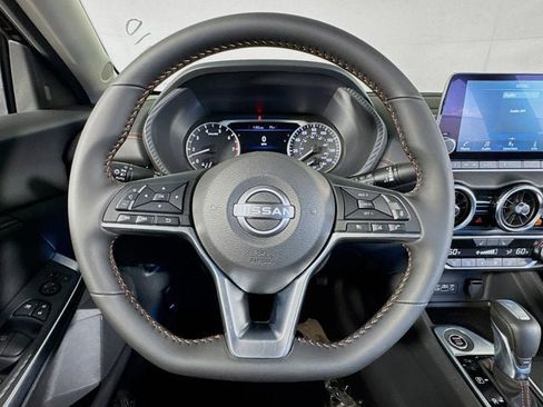 New 2025 Nissan Sentra SR w/ Midnight Edition image 10