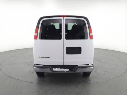 Used 2025 Chevrolet Express 3500 LT w/ LT Preferred Equipment Group image 7