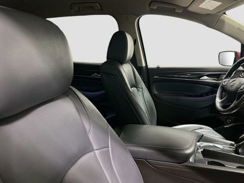 Used 2021 Buick Enclave Essence w/ LPO, Touring Package AWD/4WD image 30