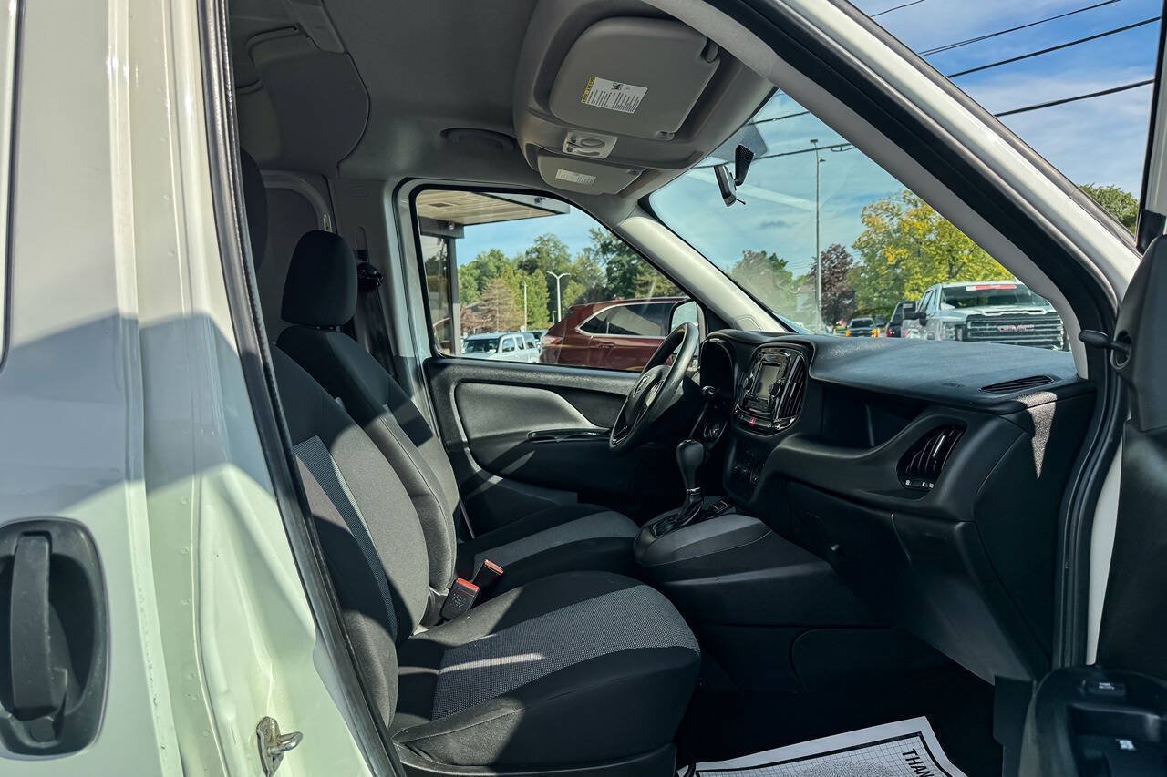 Used 2018 RAM ProMaster City Tradesman FWD image 12