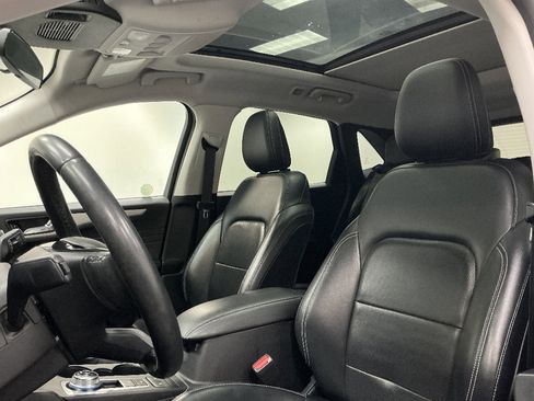 Used 2021 Ford Escape SEL AWD/4WD image 9