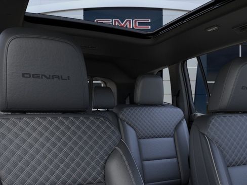 New 2026 GMC Acadia Denali w/ Super Cruise Package AWD/4WD image 24