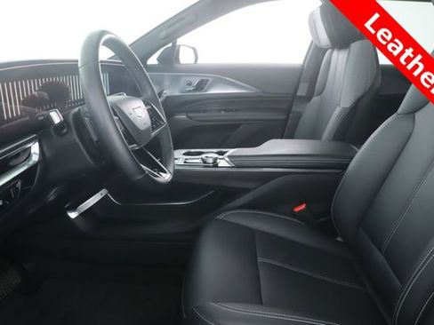Used 2024 Cadillac Lyriq Tech RWD image 16