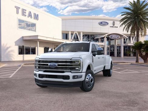 New 2026 Ford F450 Platinum w/ Platinum Plus Package AWD/4WD image 2