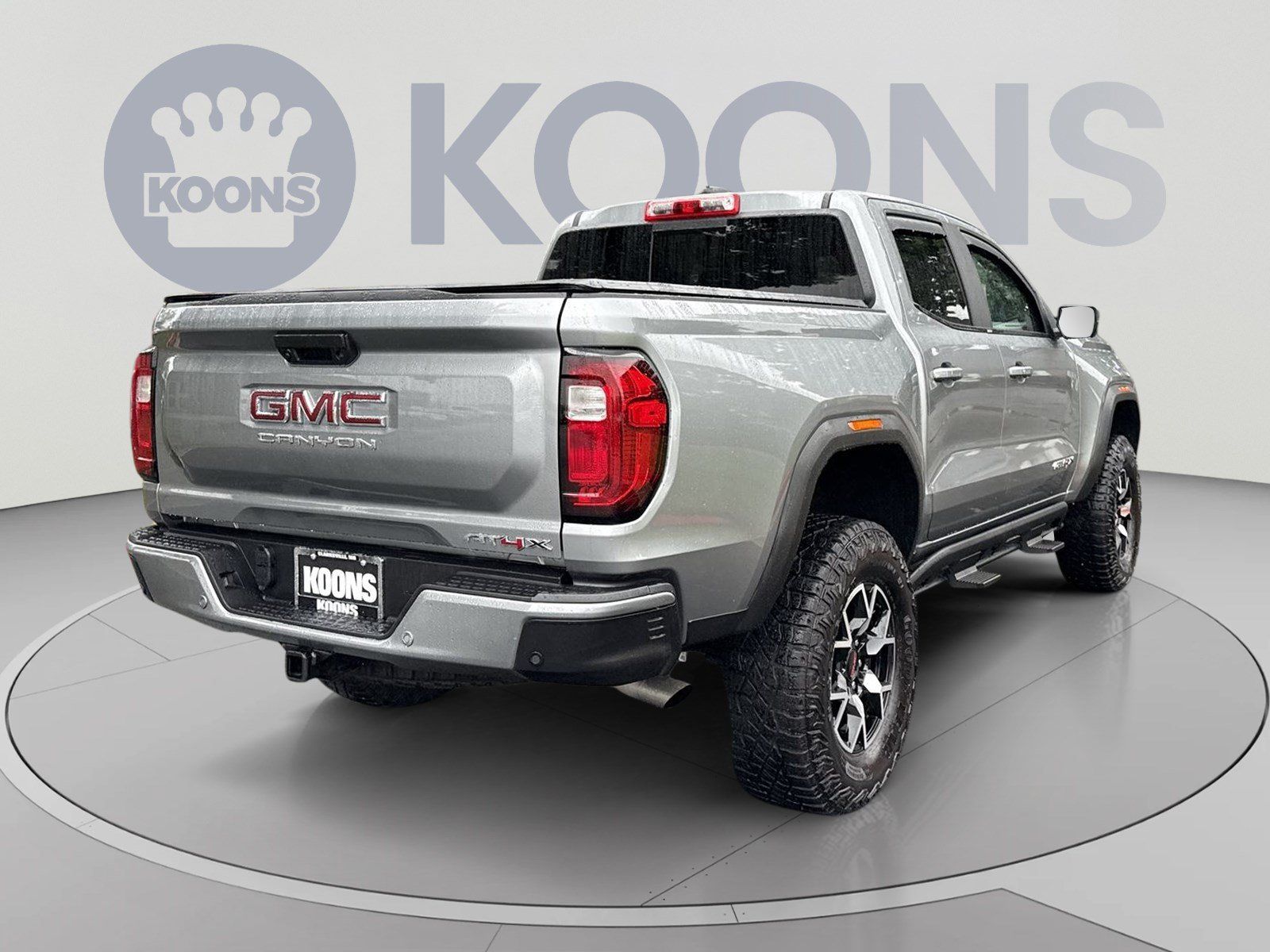 Used 2024 GMC Canyon AT4X AWD/4WD image 7