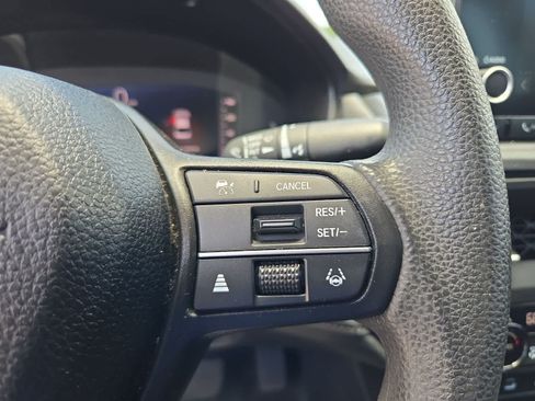 Used 2025 Honda Accord SE image 22
