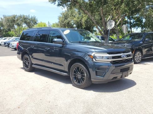 Used 2024 Ford Expedition Max XLT AWD/4WD image 7