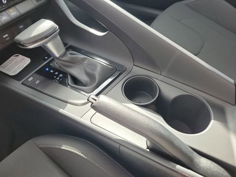 New 2026 Hyundai Elantra Sport FWD image 15