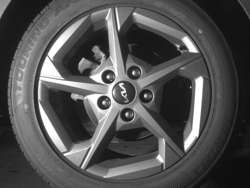 Used 2025 Kia K4 LXS image 15