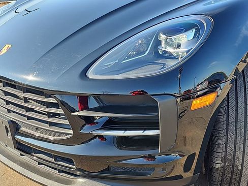 Used 2019 Porsche Macan image 36
