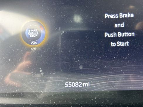 Used 2024 Jeep Grand Cherokee L Laredo image 12