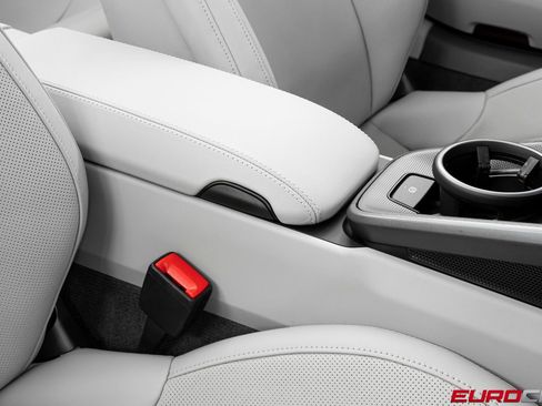 Used 2024 Porsche 911 Carrera S image 38