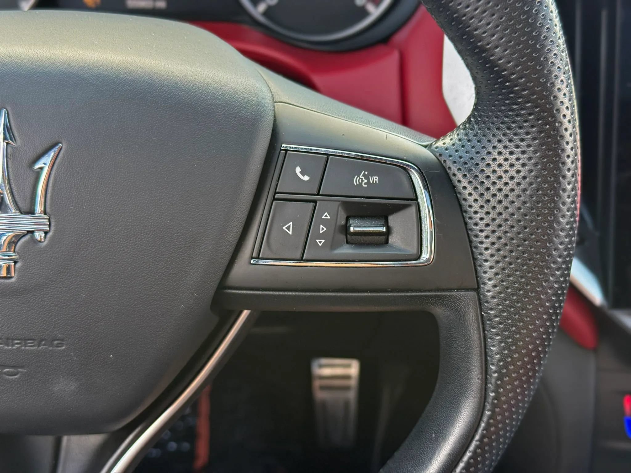Used 2022 Maserati Ghibli Trofeo RWD image 21