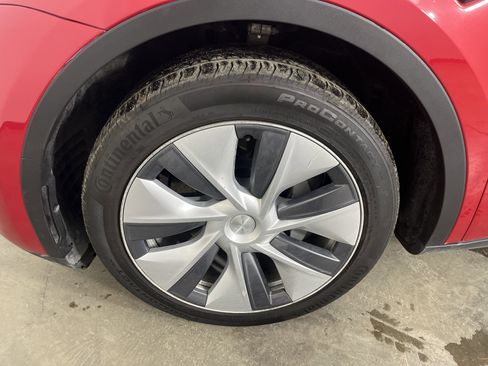 Used 2023 Tesla Model Y Long Range image 20