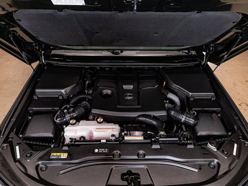 Used 2026 Lexus GX 550 Luxury+ w/ Accessory Package (2T) image 31